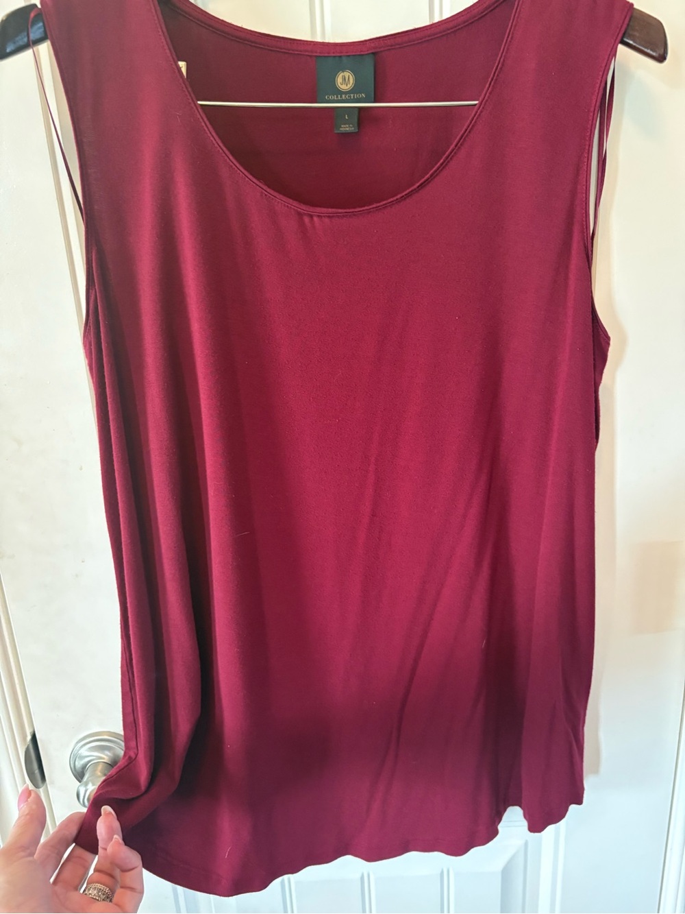 JM Collection Sleeveless Scoop Neck Tank in Deep Wine Red